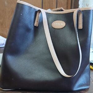 Coach Park Metro Tote Bag in Saffiano leather